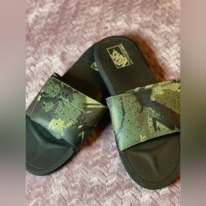 VANS UNISEX SLIDES